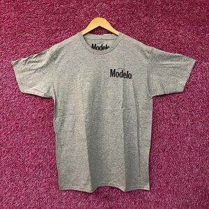 Cerveza Modelo Fighting Spirit Bronco T-Shirt Large